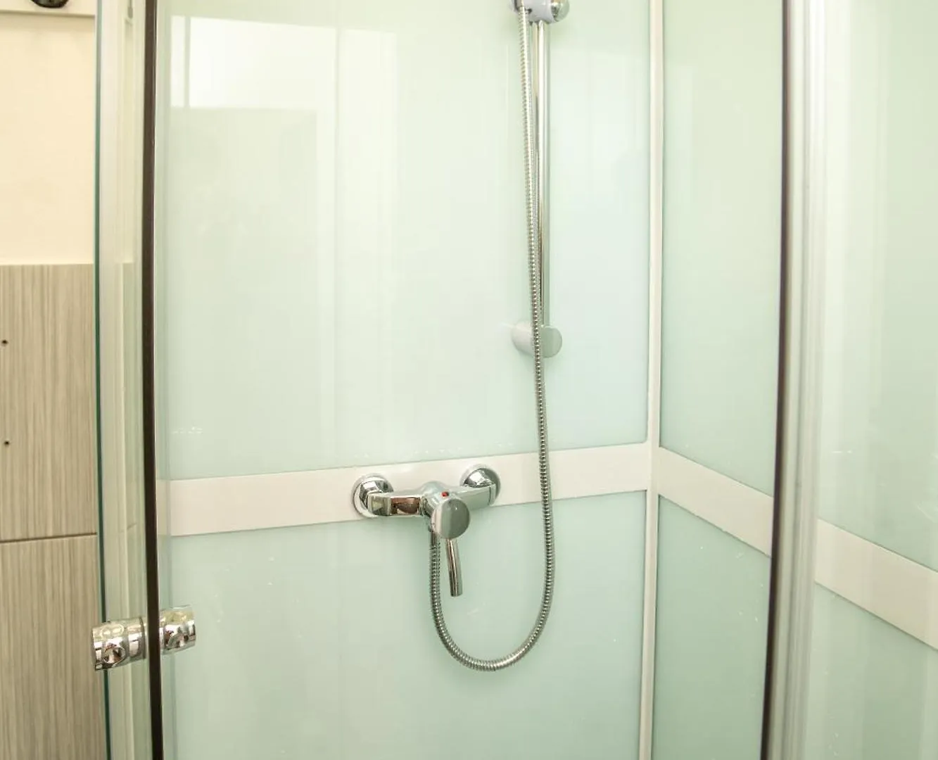 Grand Apartment Near Dancing House Prague