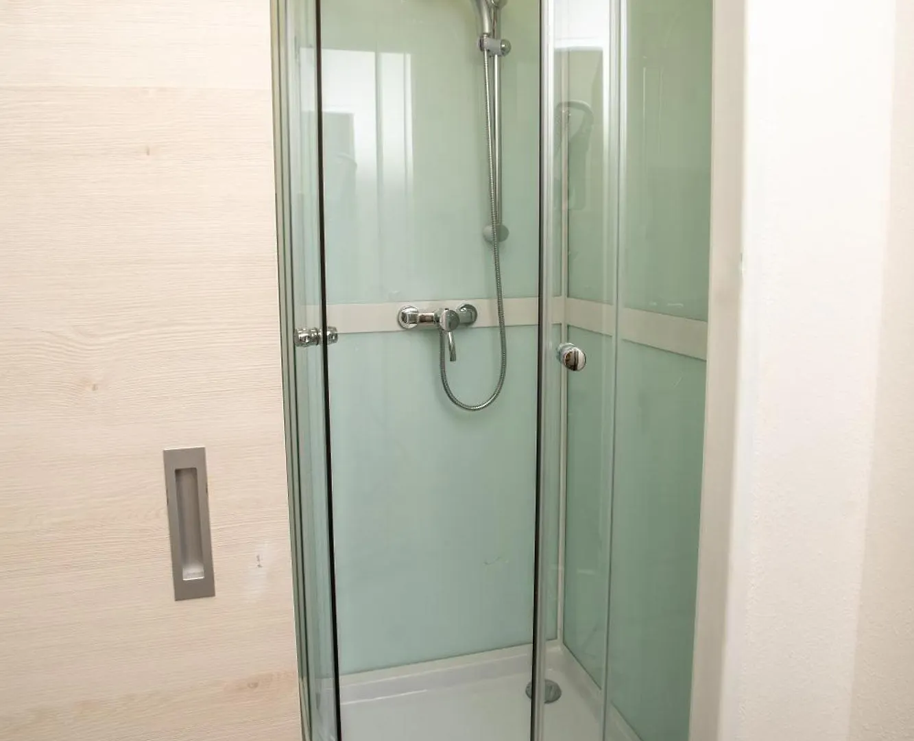 Grand Apartment Near Dancing House Prague